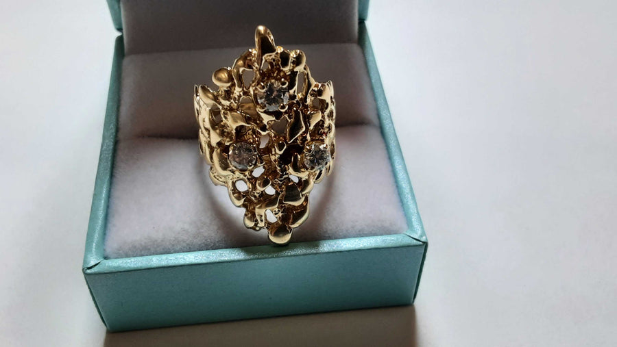 Women's Ring - Yellow Gold 14k (.585) 8.2 grams Size 6