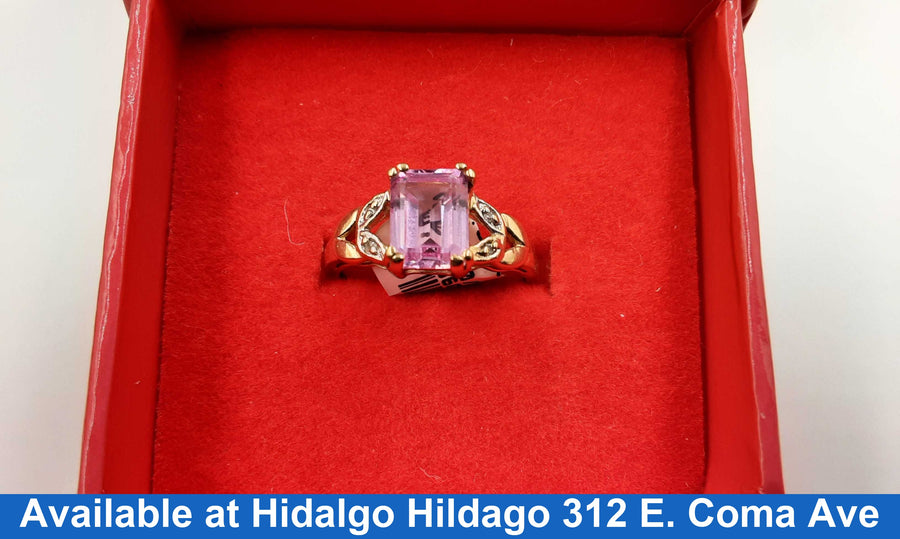 Women's Ring - Yellow Gold 10k (.417) 2.3 grams Size 7