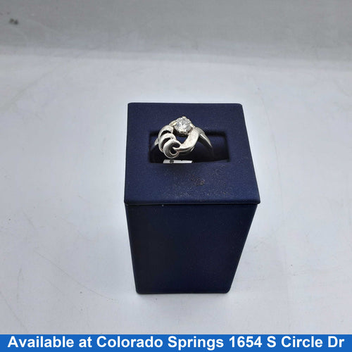 Women's Ring - White Gold 14k (.585) 4.5 grams Size 7