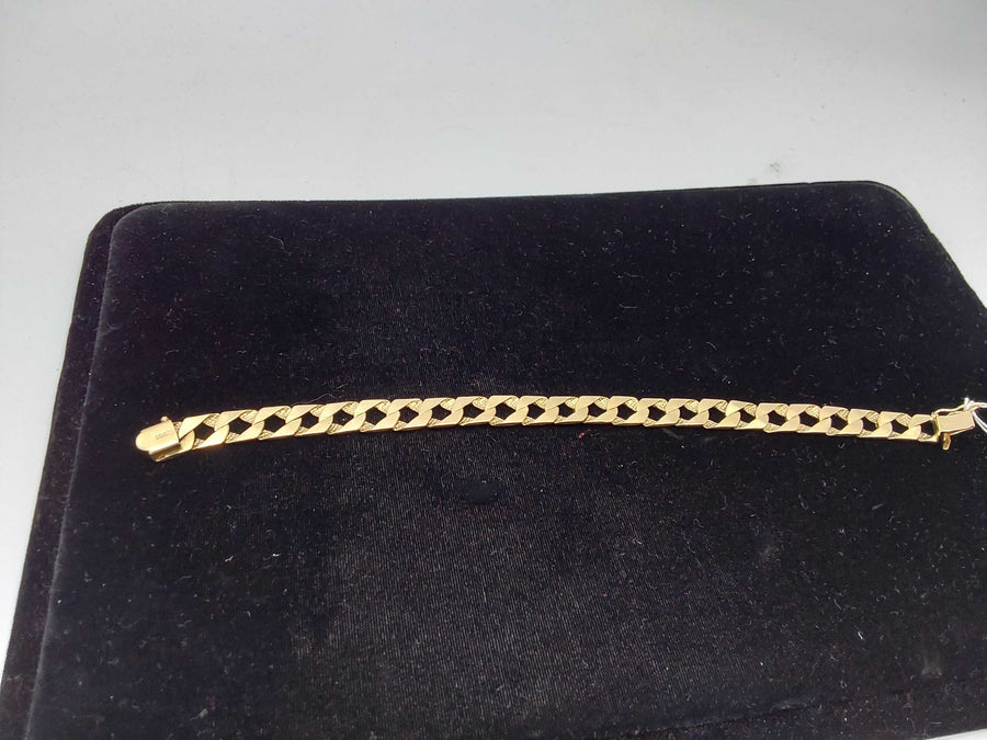 Cuban Link Bracelet - Yellow Gold 14k (.585) 21.8 grams 8 inch