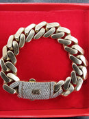 Cuban Link Bracelet - Yellow Gold 10k (.417) 17.6 grams 7 inch