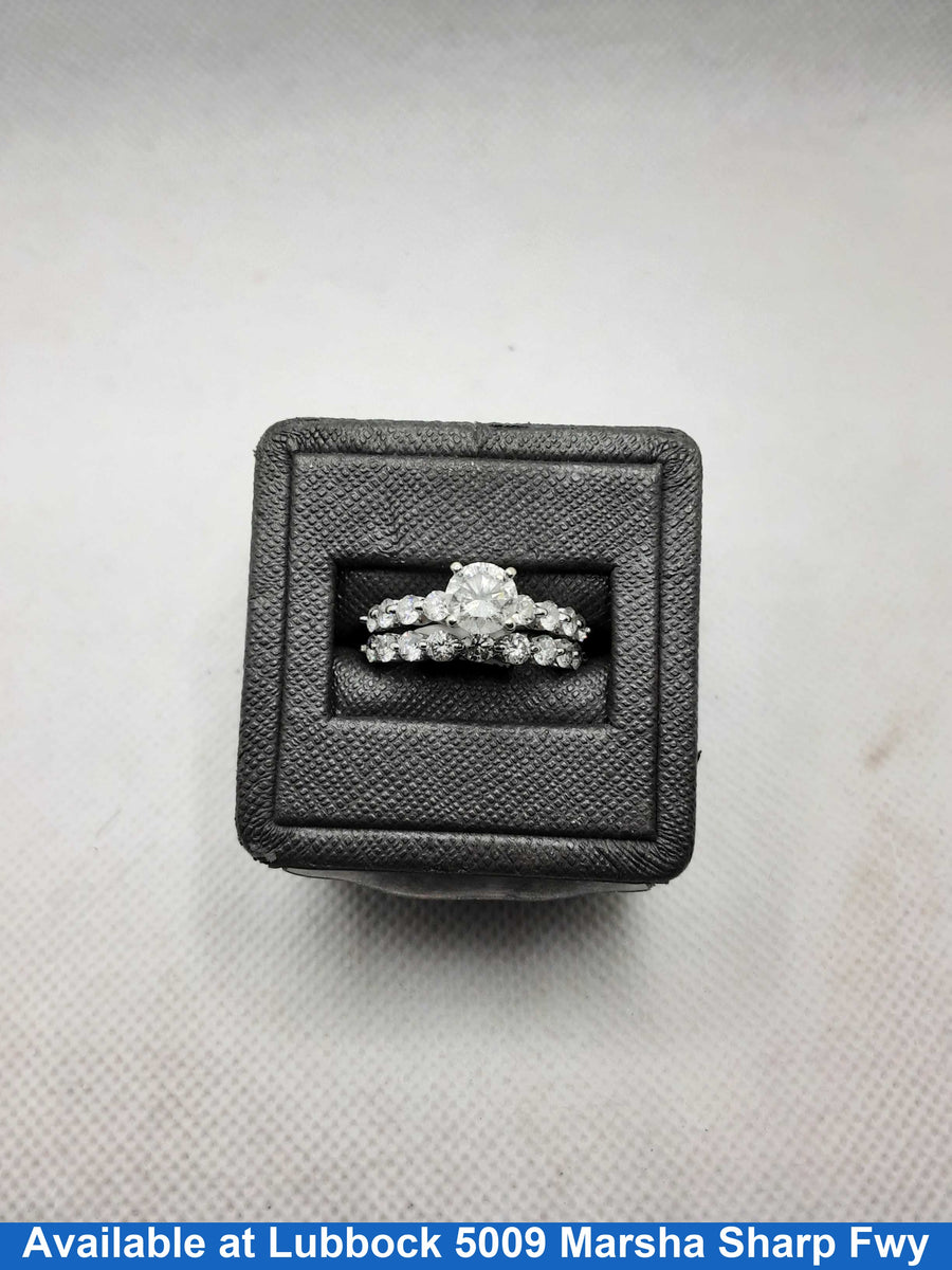 Women's Ring - White Gold 14k (.585) 6.4 grams Size 7
