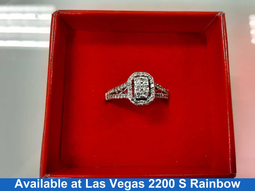 Women's Ring - Silver 2.6 grams Size 6