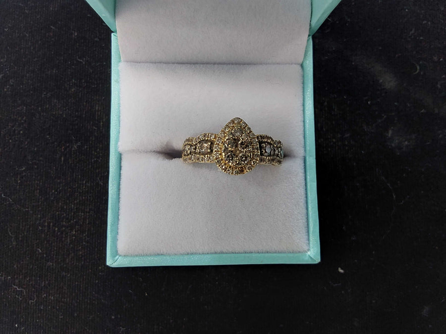 Women's Ring - Yellow Gold 10k (.417) 4.9 grams Size 6