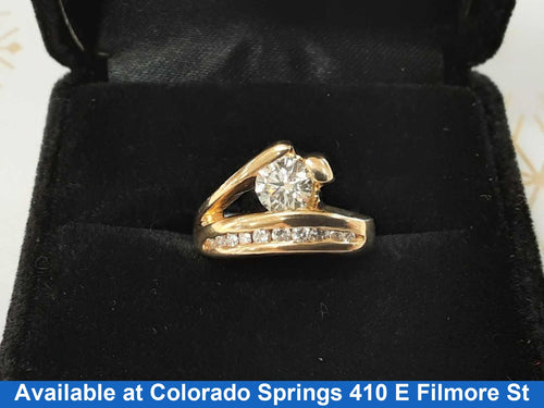 Women's Ring - Yellow Gold 14k (.585) 8.8 grams Size 4