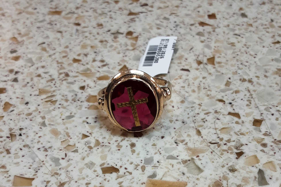 Women's Ring - Yellow Gold 10k (.417) 4.8 grams Size 8
