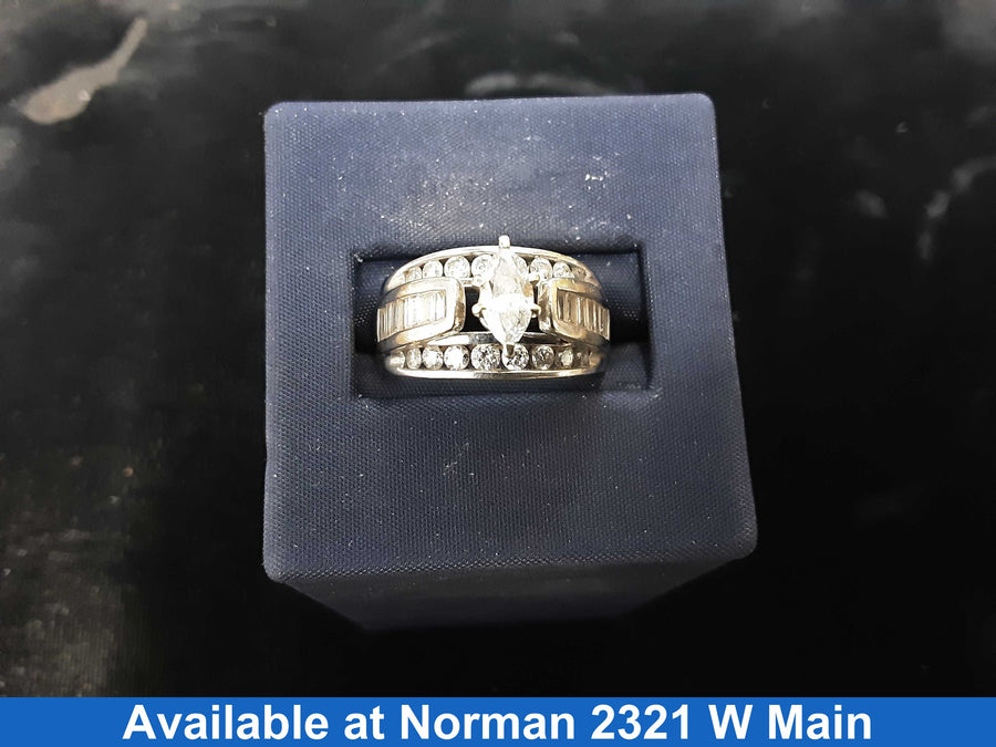 Women's Ring - Anniversary - White Gold 14k (.585) 6 grams Size 7