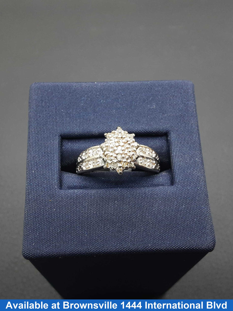 Women's Ring - White Gold 10k (.417) 2.3 grams Size 8