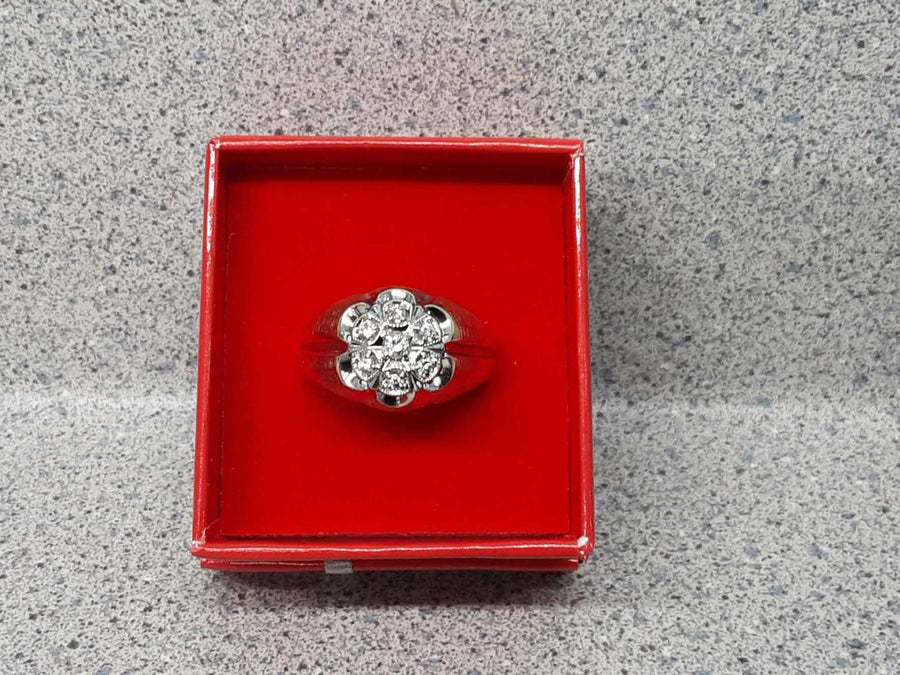 Men's Ring - Yellow Gold 10k (.417) 6 grams Size 11.5