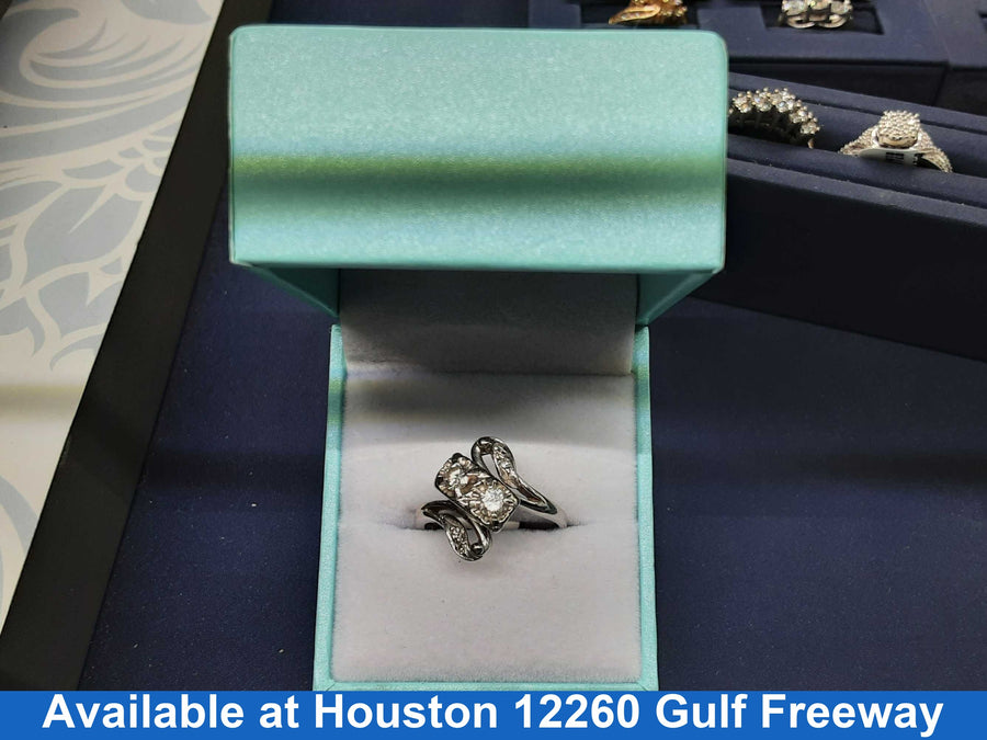 Women's Ring - White Gold 14k (.585) 4.3 grams Size 20