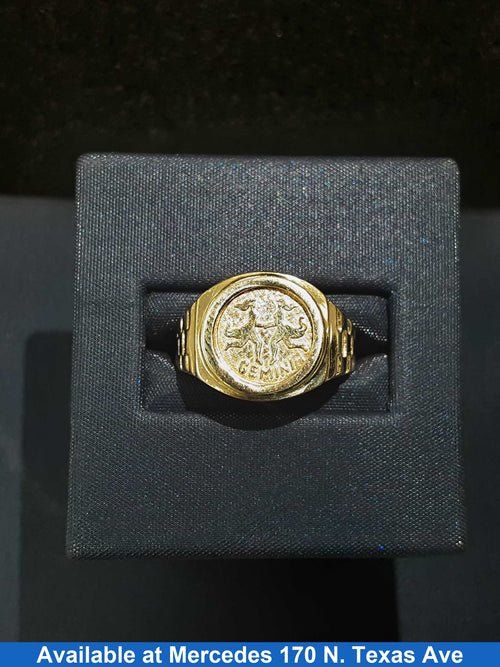 Women's Ring - Yellow Gold 14k (.585) 3.9 grams Size 4.5