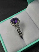 Women's Ring - White Gold 18k (.750) 6.1 grams Size 7