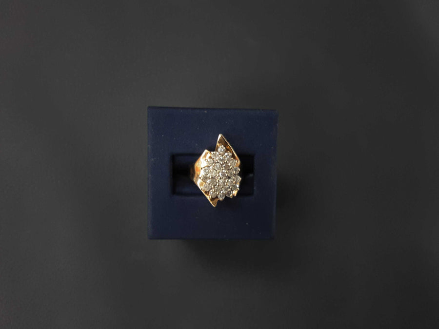 Women's Ring - Yellow Gold 10k (.417) 5 grams Size 9