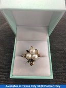 Women's Ring - Yellow Gold 14k (.585) 4.9 grams Size 8.5