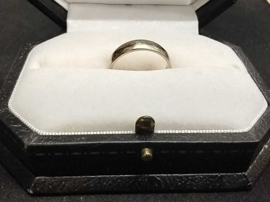 Ring - Wedding Band - White Gold 14k (.585) 5 grams Size 2.5