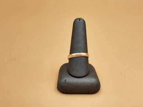 Ring - Wedding Band - Yellow Gold 14k (.585) 2.7 grams Size 9.5