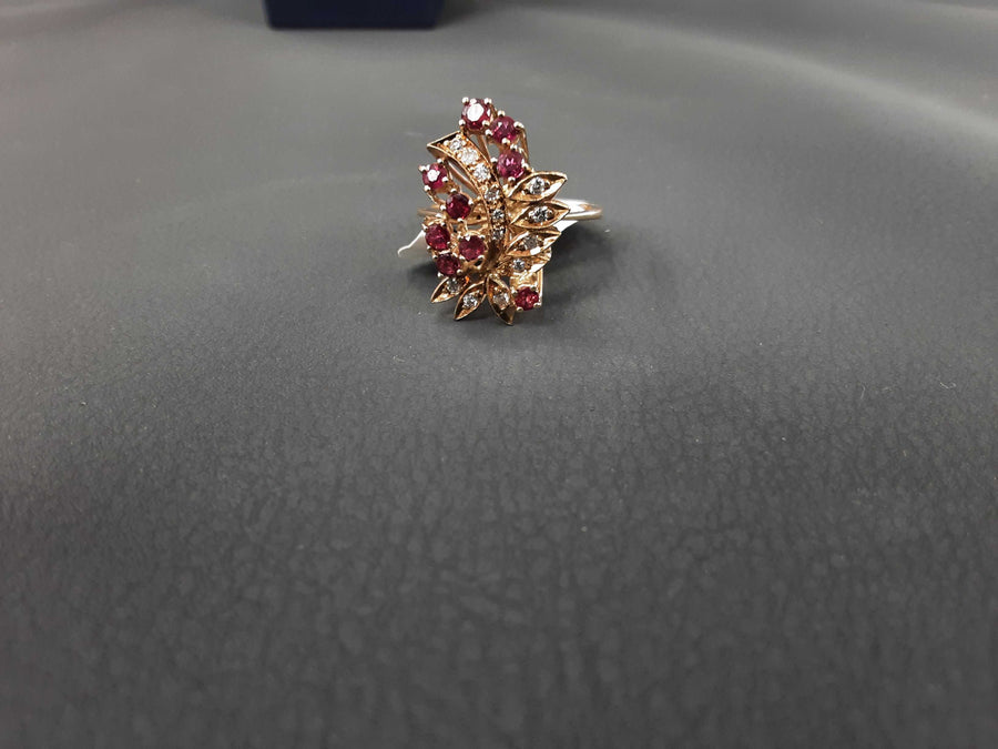 Women's Ring - Yellow Gold 10k (.417) 4.4 grams Size 8