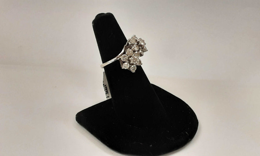 Women's Ring - White Gold 14k (.585) 5.4 grams Size 6.5