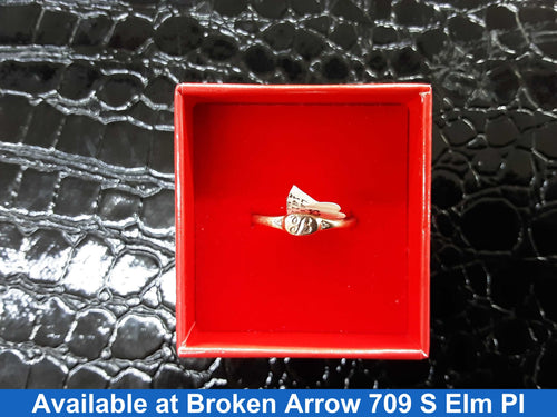 Women's Ring - Yellow Gold 14k (.585) 2.1 grams Size 20