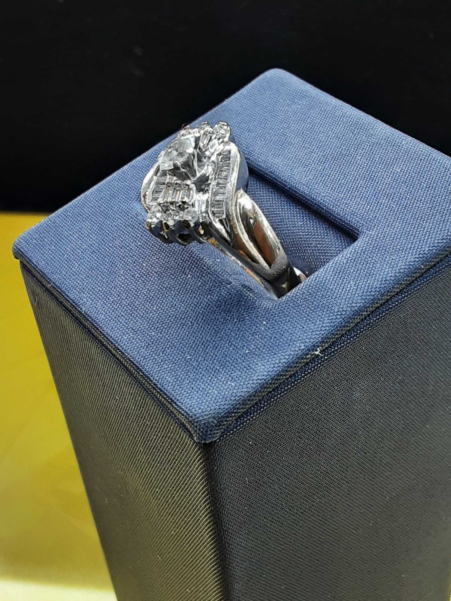 Lady's Ring - Cluster