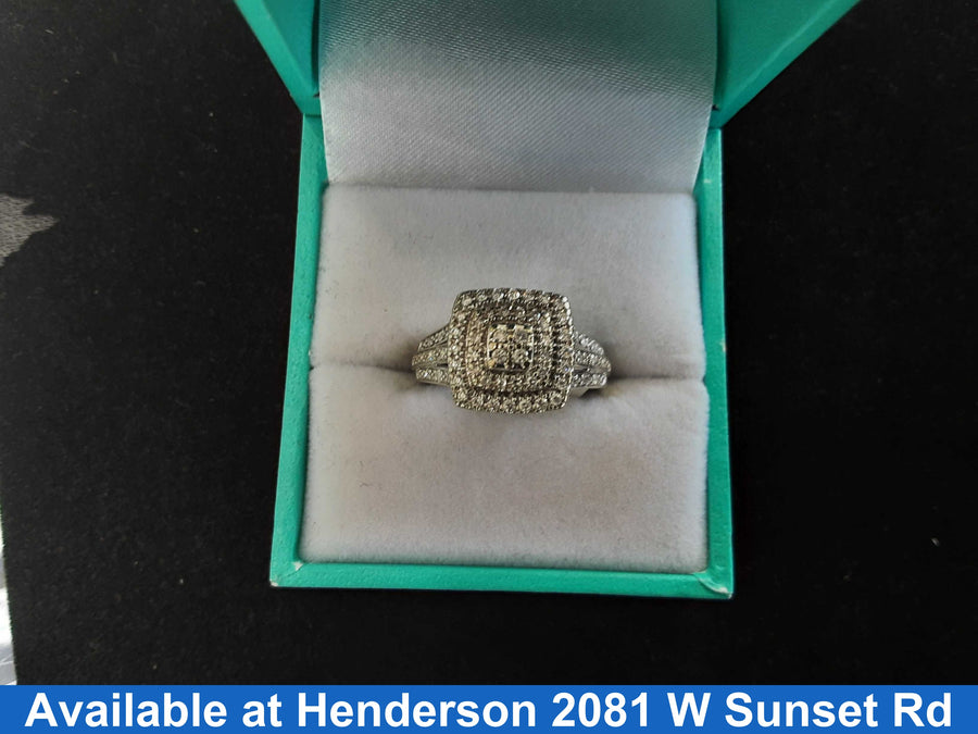 Women's Ring - White Gold 10k (.417) 3.2 grams Size 7.5