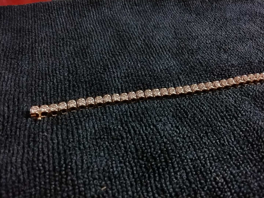Tennis Bracelet - Yellow Gold 14k (.585) 17.25 grams 8 inch