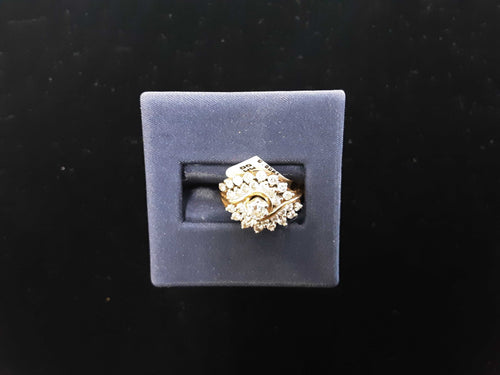 Women's Ring - Yellow Gold 14k (.585) 6 grams Size 6