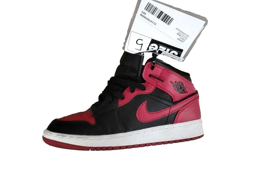 Jordan 554725-074 Red