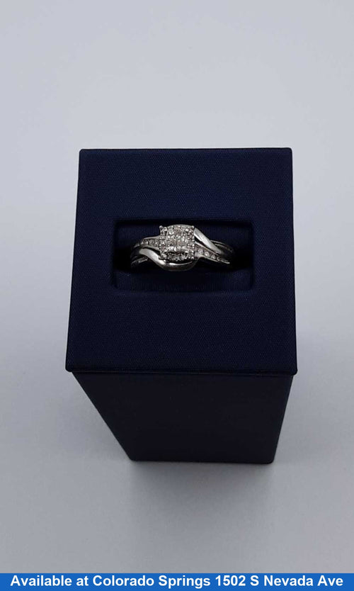 Ring - Wedding Set - White Gold 10k (.417) 3.4 grams Size 7