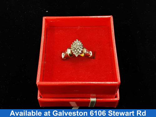 Women's Ring - Yellow Gold 10k (.417) 3.1 grams Size 7