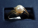 Women's Ring - Yellow Gold 10k (.417) 2 grams Size 7
