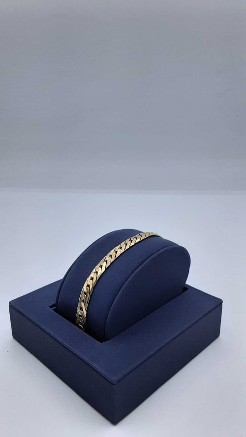 Cuban Link Bracelet - Yellow Gold 10k (.417) 17.6 grams 8 inch