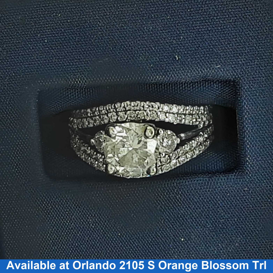 Women's Ring - White Gold 10k (.417) 6 grams Size 6.5