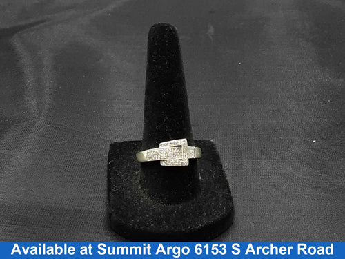 Women's Ring - White Gold 10k (.417) 3.2 grams Size 8