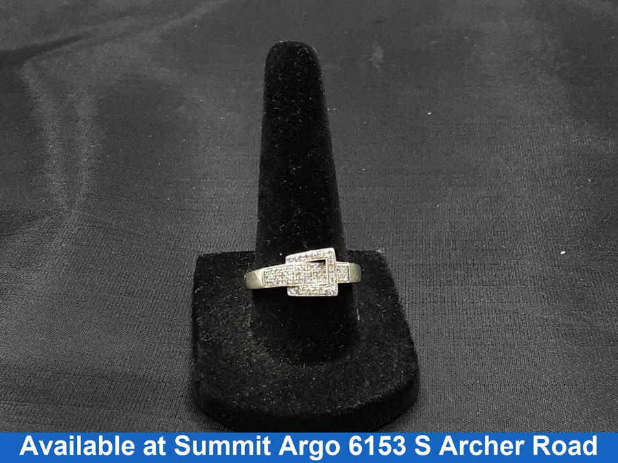 Women's Ring - White Gold 10k (.417) 3.2 grams Size 8
