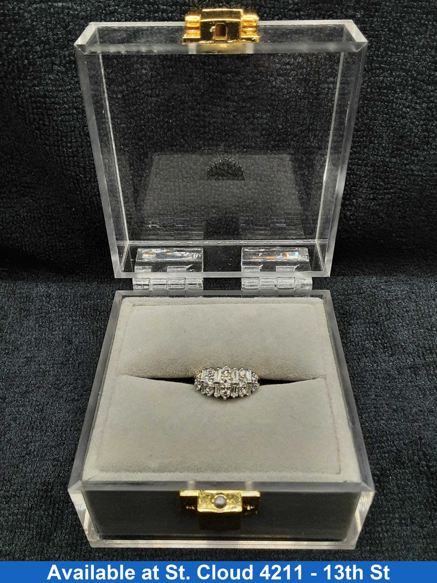 Woman's Cluster Ring