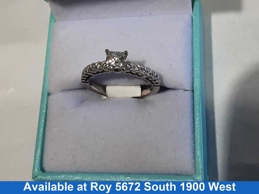 Ring - Engagement Set - White Gold 14k (.585) 3.3 grams Size 5