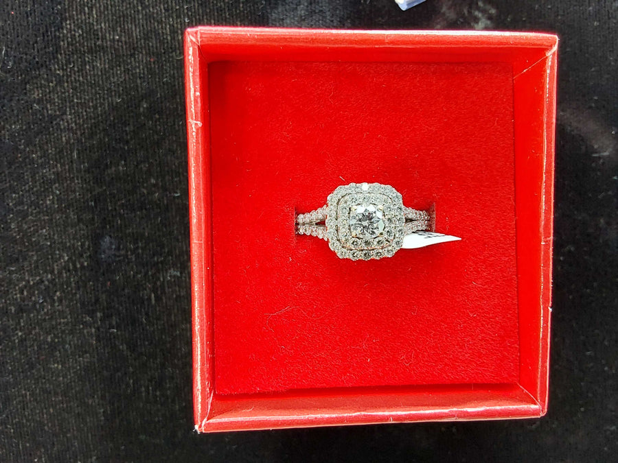 Women's Ring - White Gold 14k (.585) 3.8 grams Size 10
