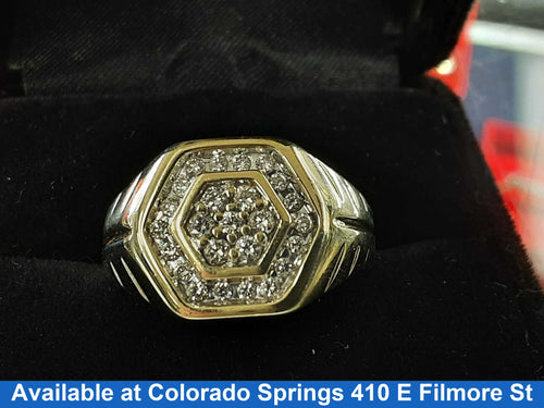 Men's Ring - Yellow Gold 14k (.585) 7.8 grams Size 8.5