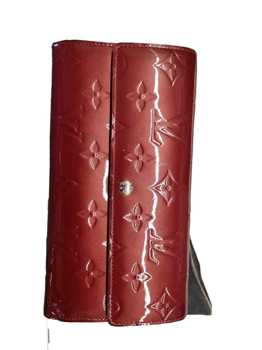 Louis Vuitton Vernis Sarah Fold Red Wallet