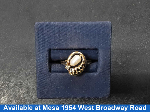 Women's Ring - Yellow Gold 14k (.585) 2.3 grams Size 7