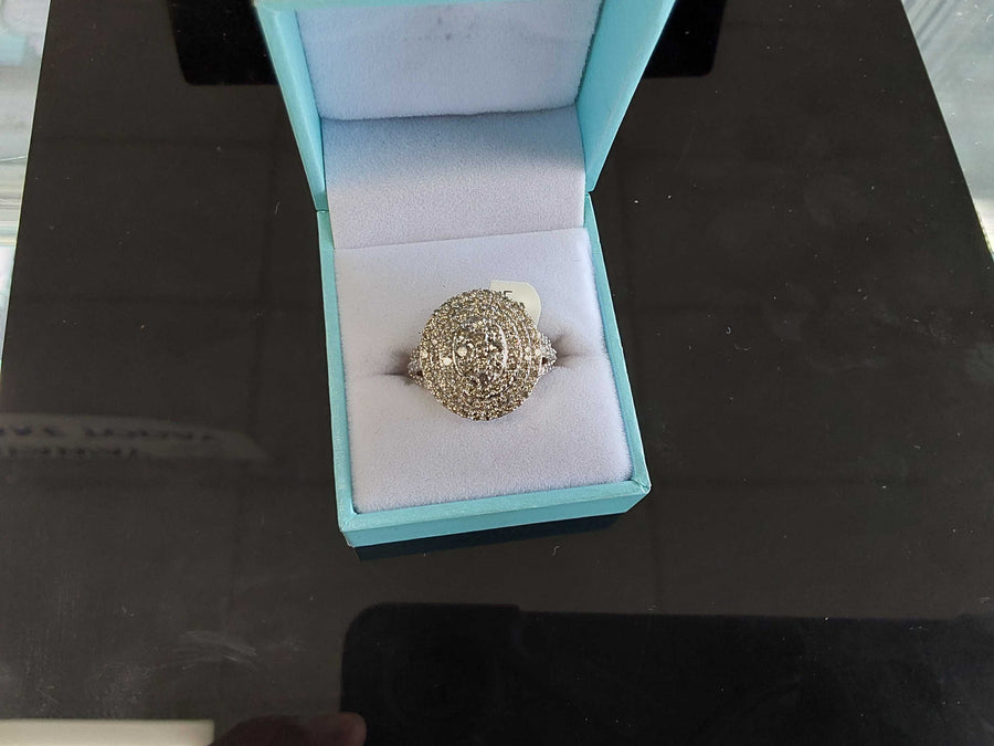 Women's Ring - Yellow Gold 10k (.417) 6.5 grams Size 7