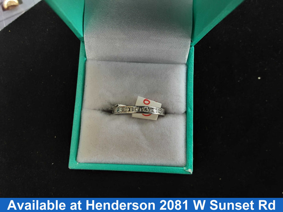 Ring - Wedding Band - White Gold 10k (.417) 1.5 grams Size 5.5