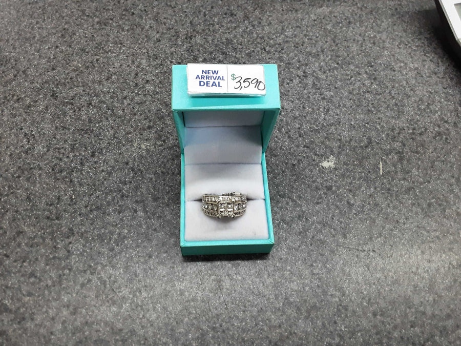 Women's Ring - White Gold 14k (.585) 13.6 grams Size 8
