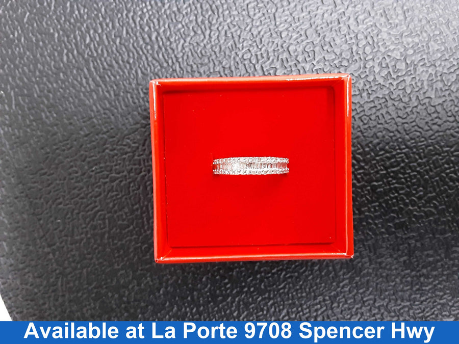 Ring - Wedding Band - Silver 3.7 grams Size 5