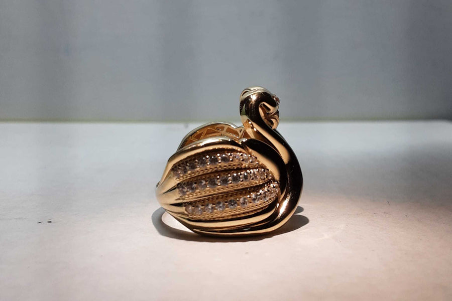 Women's Ring - Yellow Gold 14k (.585) 8.7 grams Size 10