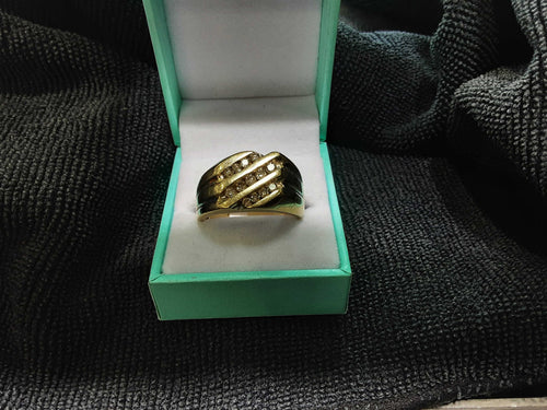 Men's Ring - Yellow Gold 10k (.417) 8.8 grams Size 14