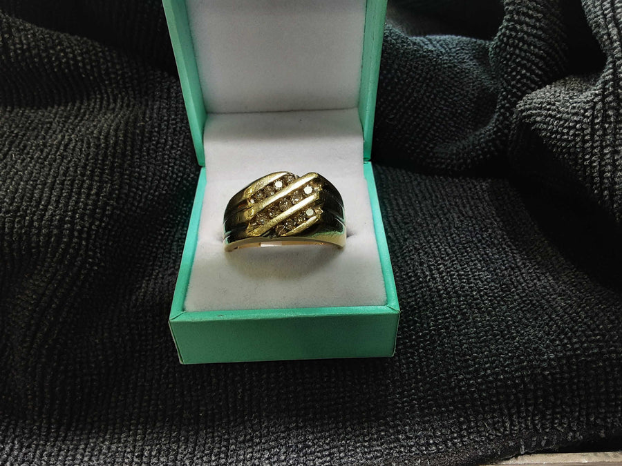 Men's Ring - Yellow Gold 10k (.417) 8.8 grams Size 14