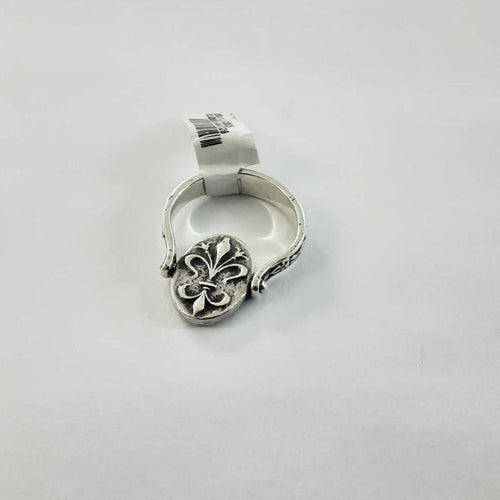 Women's Ring - Silver 6.2 grams Size 7.5