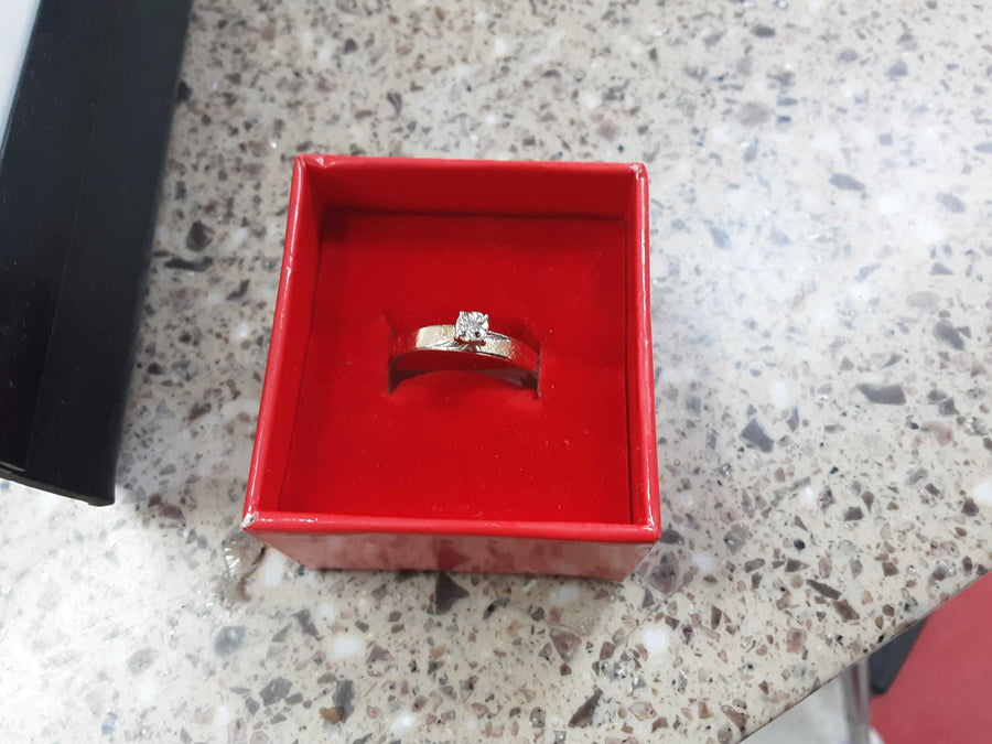 Ring - Engagement Set - Yellow Gold 10k (.417) 2.8 grams Size 20
